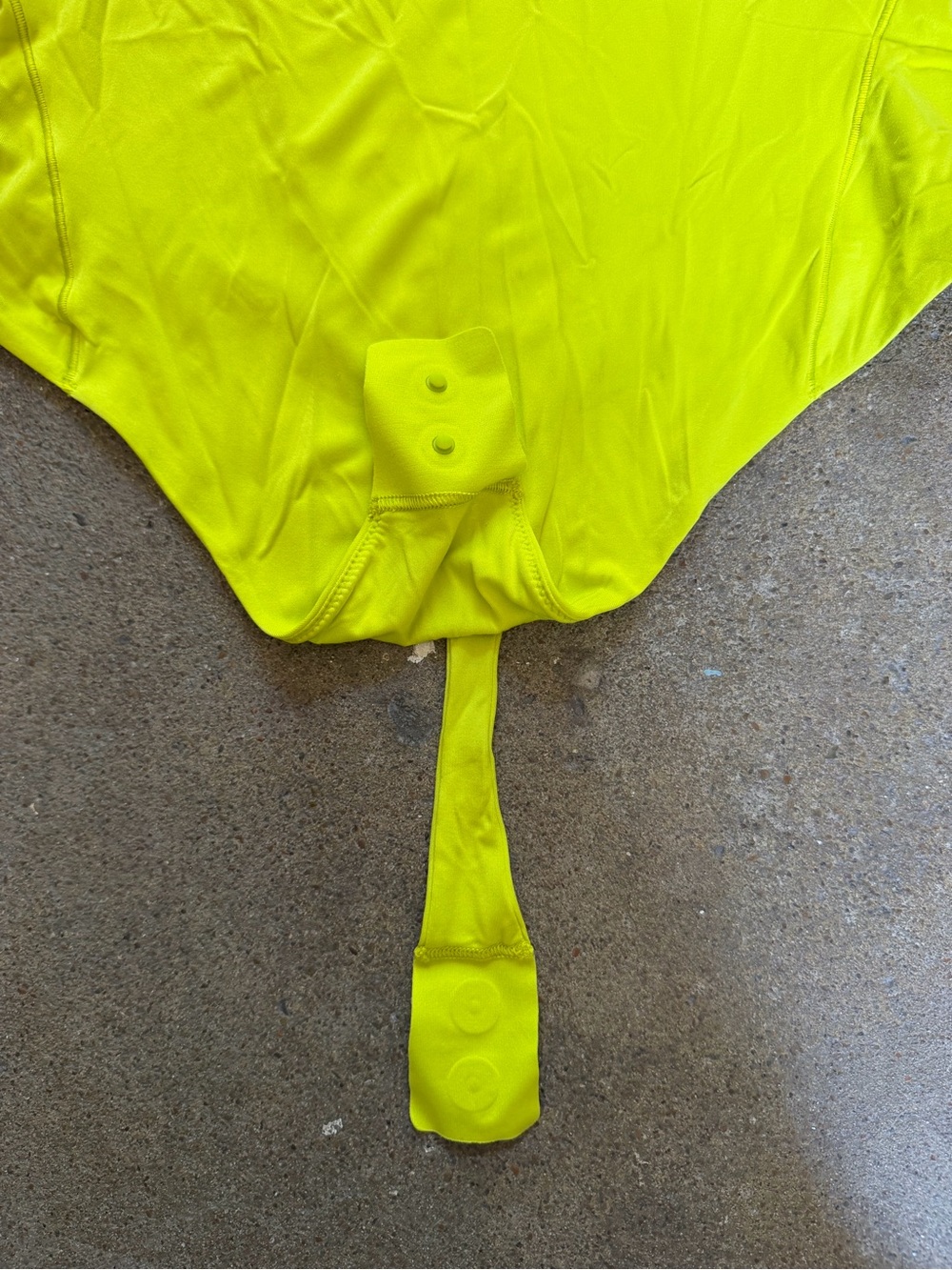 Lululemon Wundermost Ultra Soft Nulu Square Neck LS Bodysuit Lichen Lime Size M - Picture 13 of 13